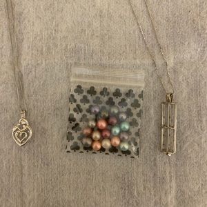 Pearl jewelry bundle. Will not separate!!!